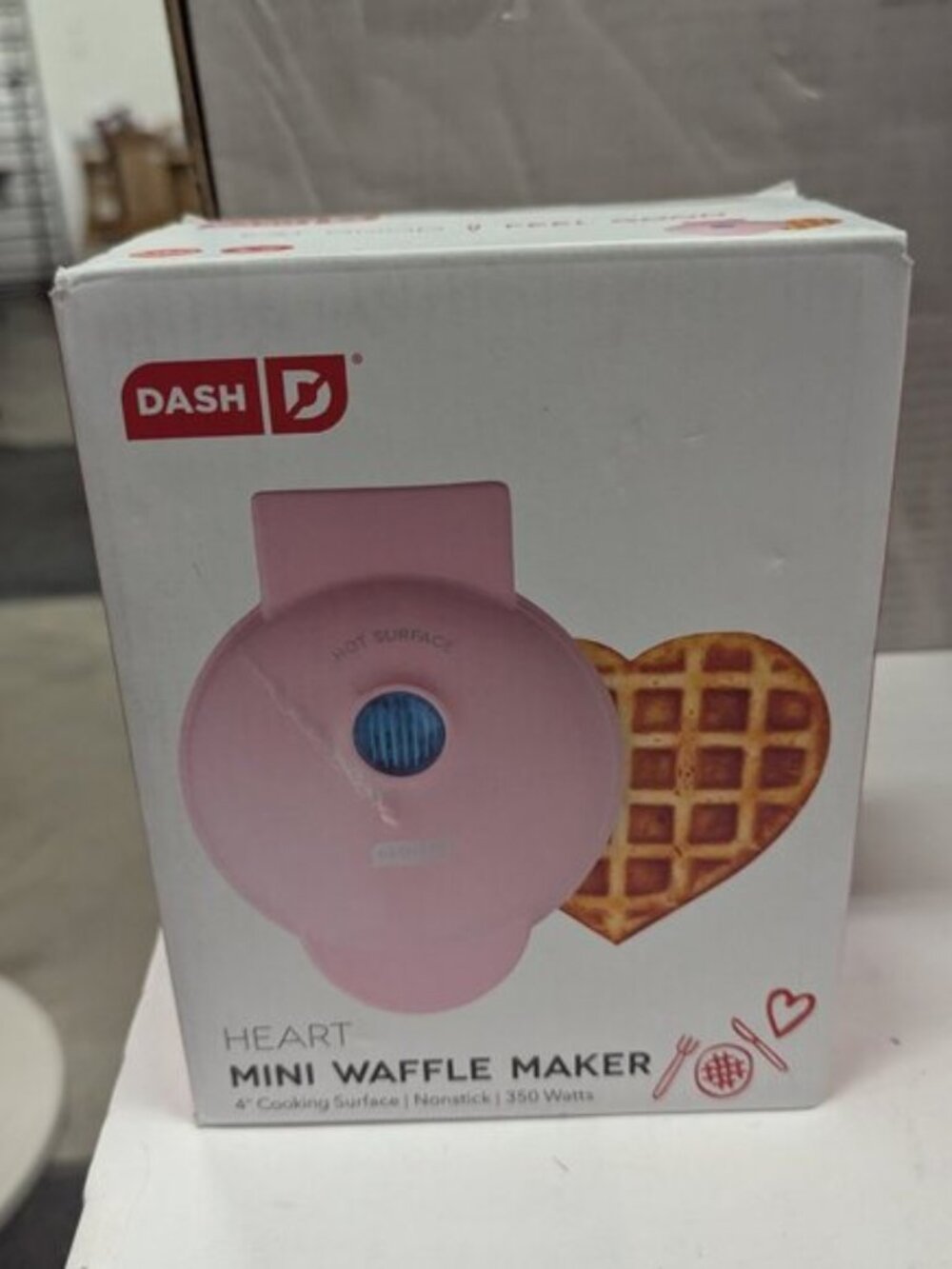 Dash Pink Heart Mini Waffle Maker